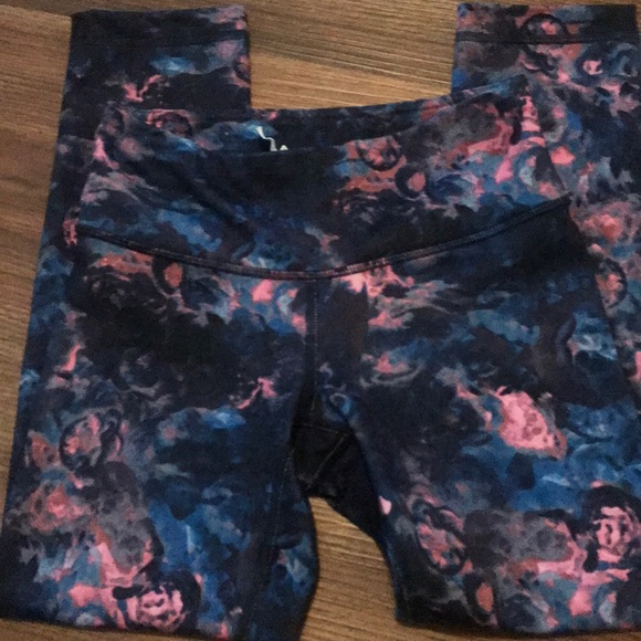 LULULEMON LEGGINGS - Picture 2 of 6